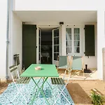 아파트 La Plage, House 리베도플라줴
